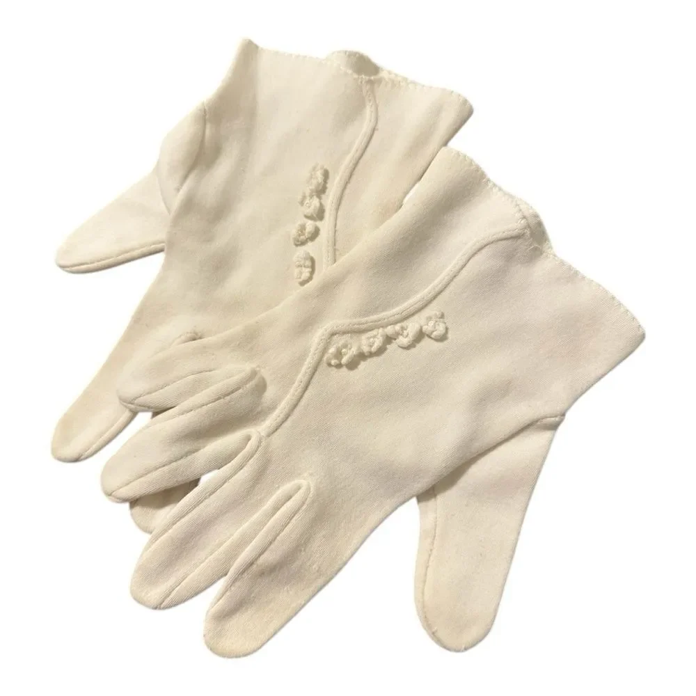 Vintage Elegant Cream Gloves with Embellishments